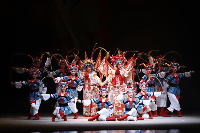 穆桂英挂帅.jpg 穆桂英挂帅.jpg